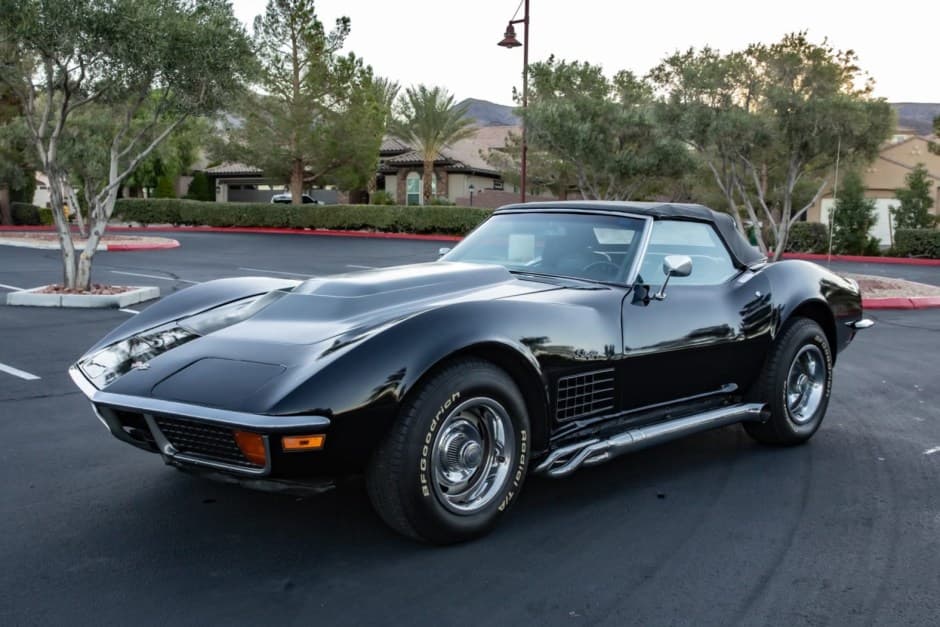 1971 Chevrolet Corvette C3 sold for $18,250