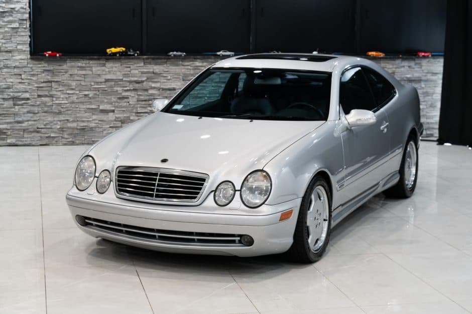 2002 Mercedes-Benz CLK-Class sold for $15,000