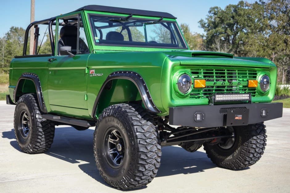 1973 Ford Bronco U13/U14/U15 1966-1977 sold for $39,000
