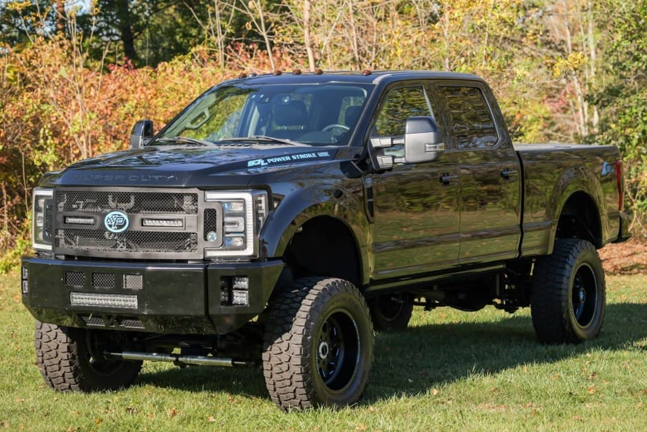 2018 Ford Super Duty 2017-2022 sold for $48,250