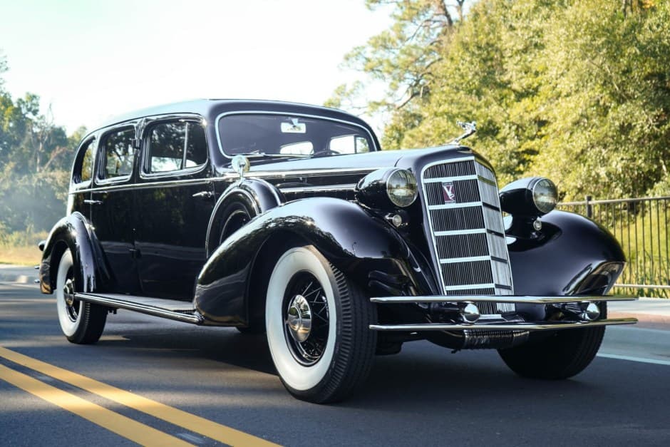 1934 Cadillac V-12 sold for $58,000
