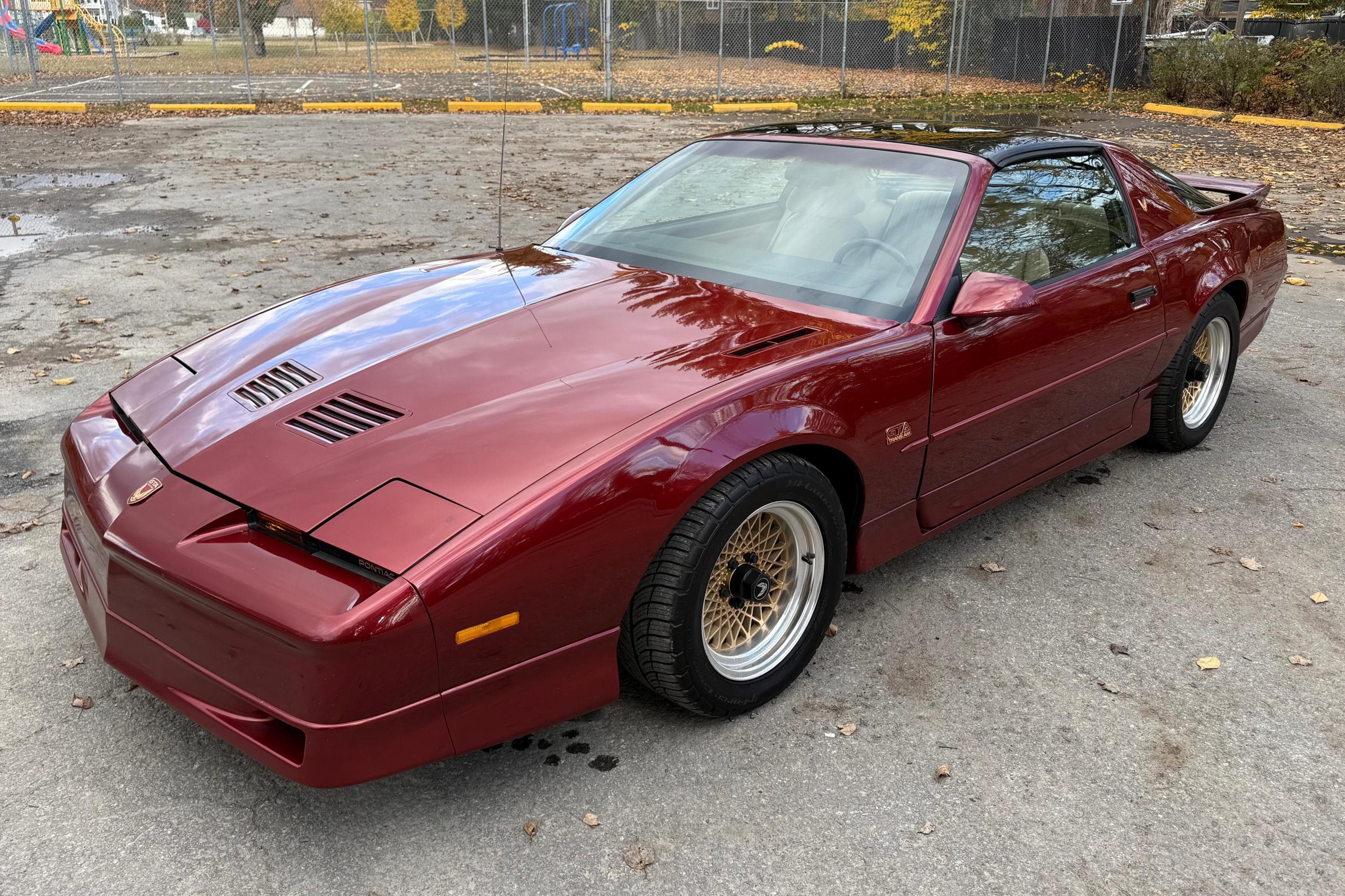 1987 Pontiac Firebird sold for $14,600