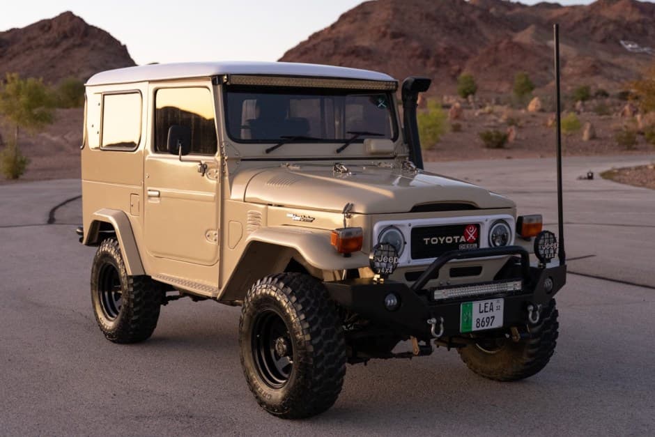 1982 Toyota Land Cruiser FJ40 sold for $21,500