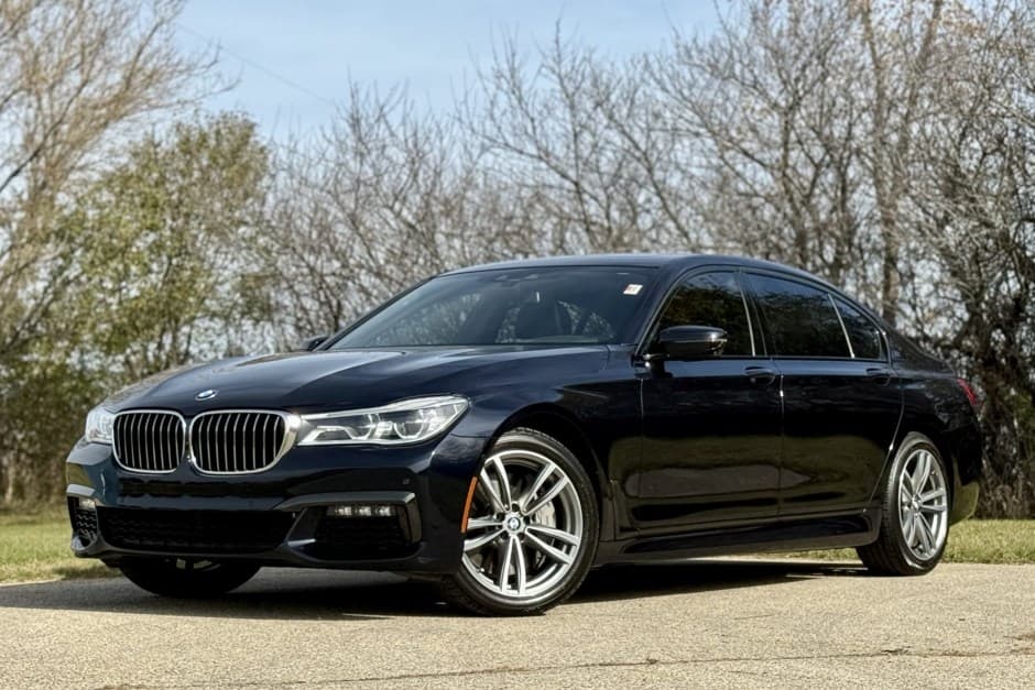 2019 BMW G11/G12 7-Series sold for $34,250