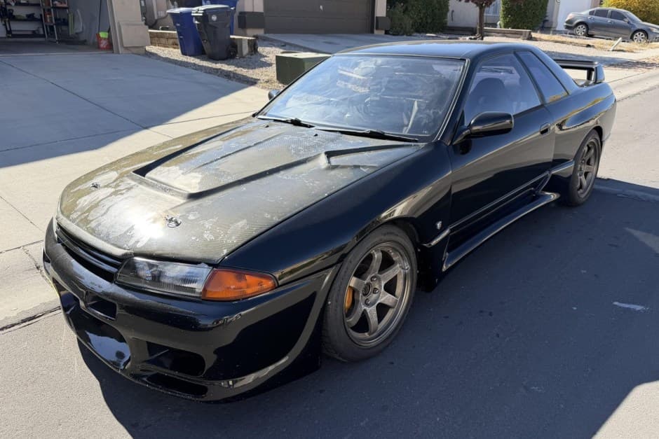 1990 Nissan R32 Skyline sold for $21,055