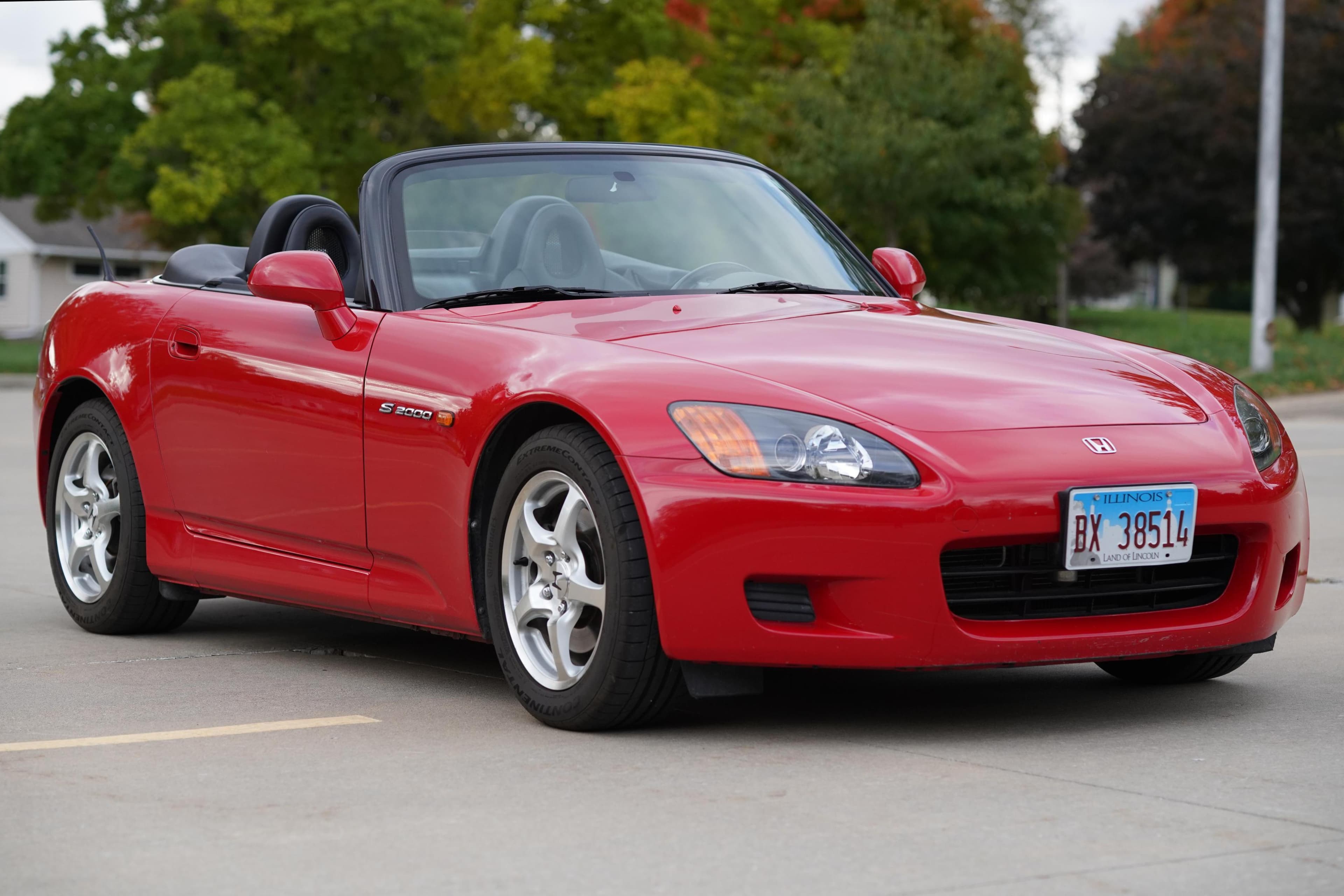 2000 Honda S2000 sold for $28,750