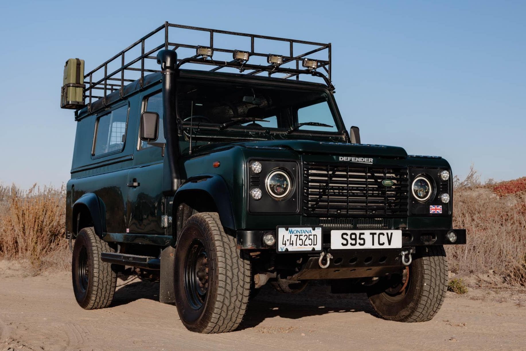 1999 Land Rover Defender sold for $24,250