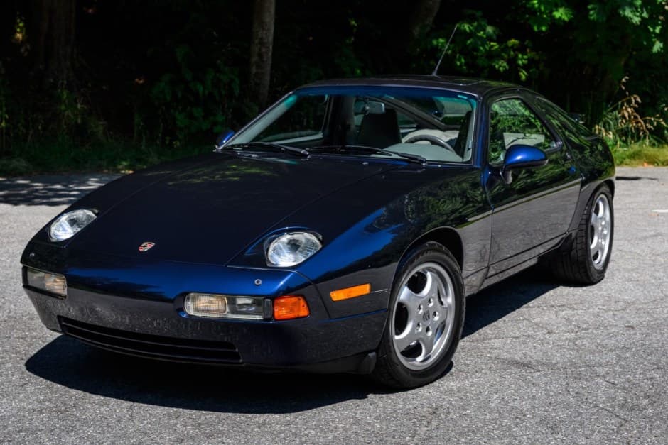 1993 Porsche 928 sold for $28,282