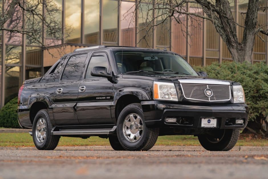 2006 Cadillac Escalade & EXT GMT800 (2002-2006) sold for $20,000