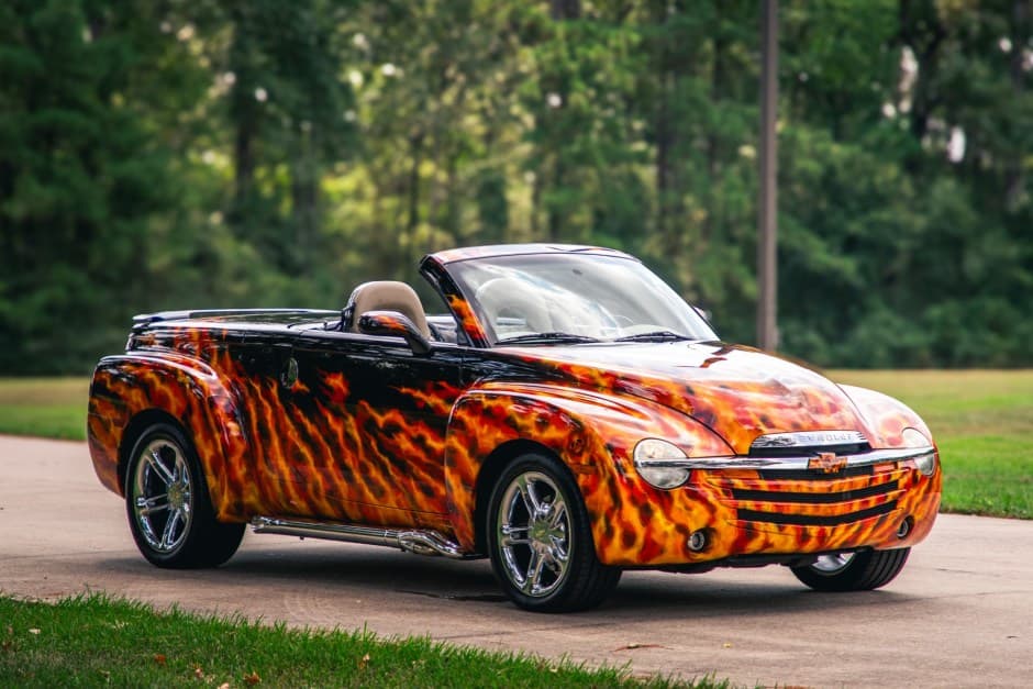 2006 Chevrolet SSR sold for $27,500