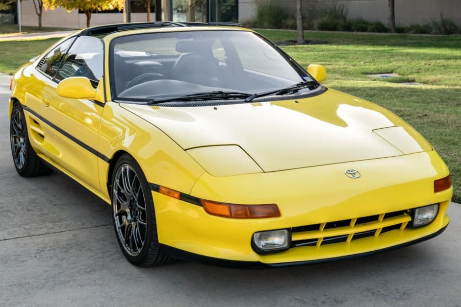 1991 Toyota SW20 MR2 sold for $13,750