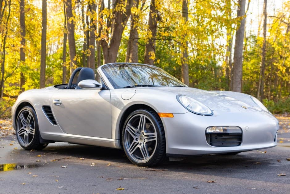 2006 Porsche 987 Boxster sold for $16,250