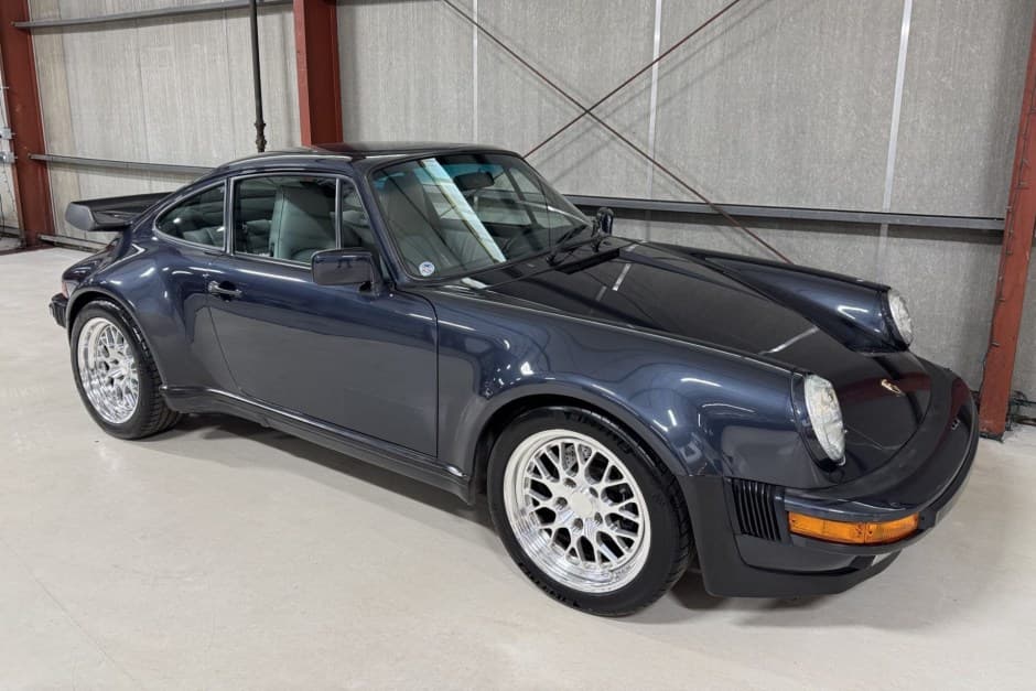 1987 Porsche 930 Turbo sold for $163,000