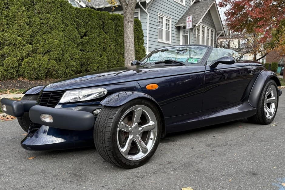 2001 Plymouth Prowler sold for $31,500