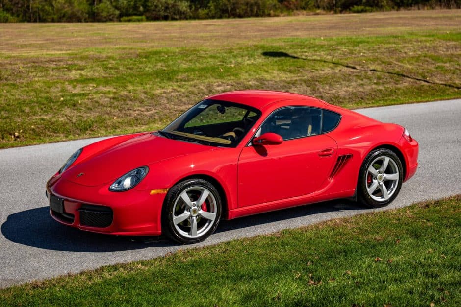 2008 Porsche 987 Cayman sold for $31,750