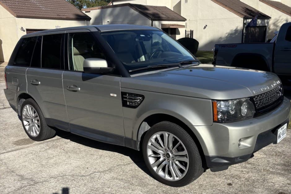 2013 Land Rover Range Rover Sport L320 sold for $9,900