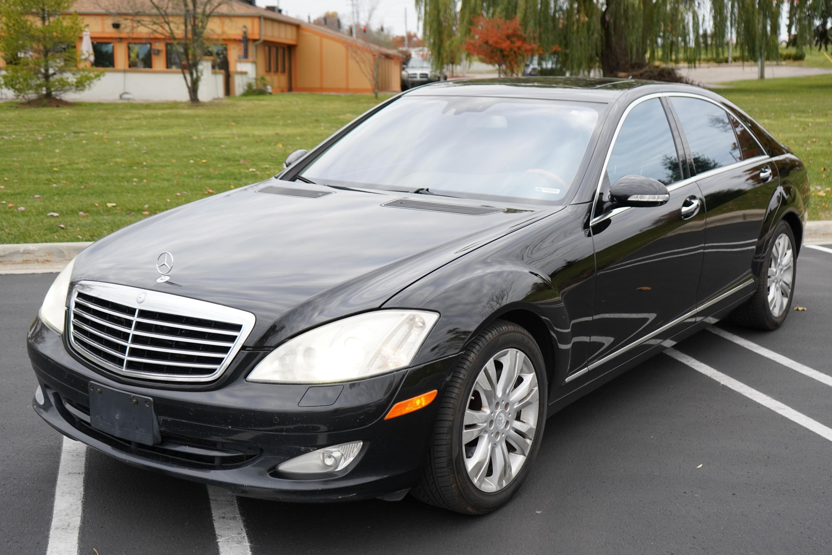 2009 Mercedes-Benz S-Class sold for $7,000
