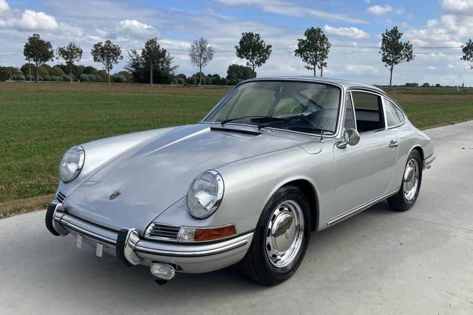 1968 Porsche SWB 911 (1965-1968) sold for $0