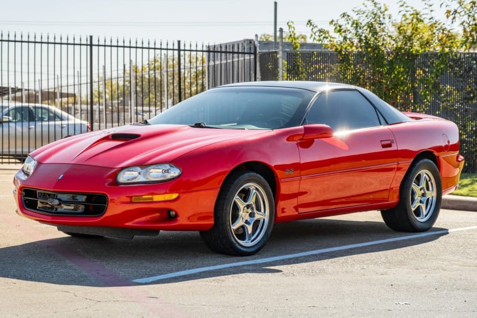 2001 Chevrolet Camaro (4th Generation – 1993-2002) sold for $23,000