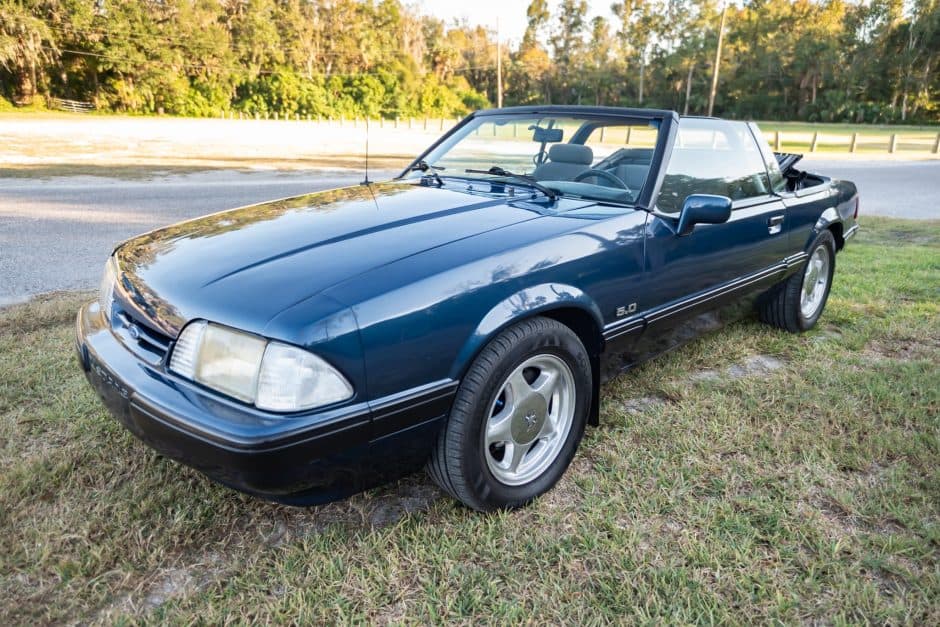 1989 Ford Fox-Body Mustang sold for $7,300