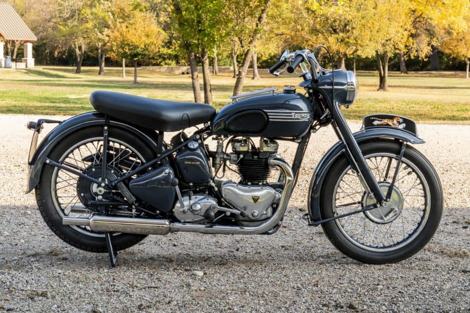 1950 Triumph Thunderbird (1949-1966) sold for $10,000
