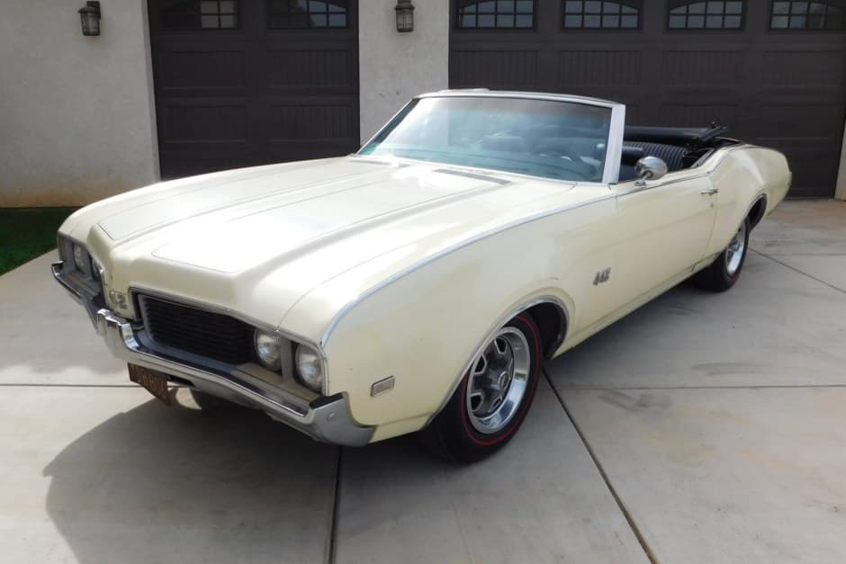 1969 Oldsmobile 442 sold for $20,942