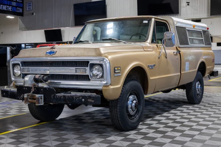 1969 Chevrolet C/K (1967-1972) sold for $13,500