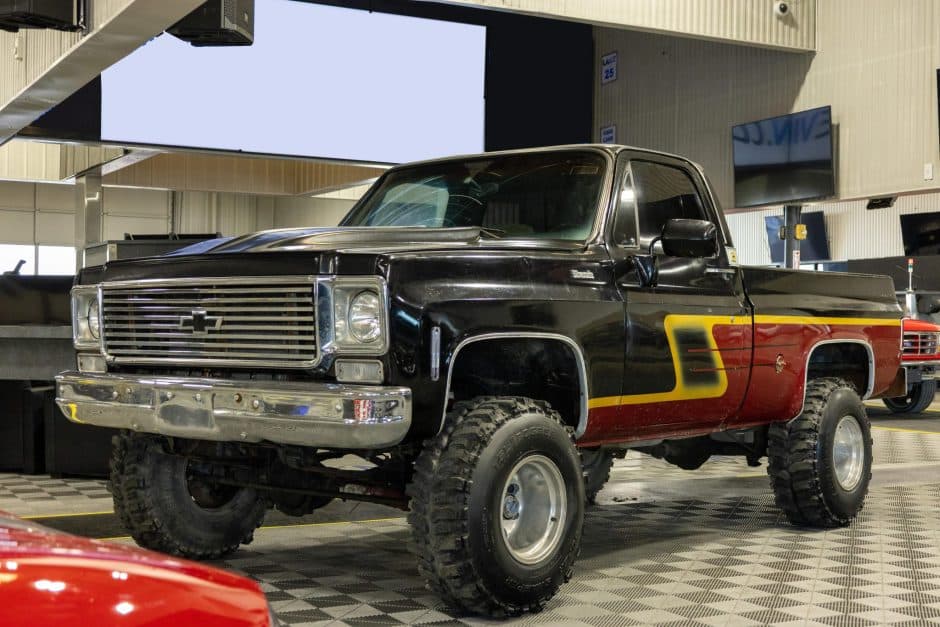 1978 Chevrolet C/K (1973-1991) sold for $8,000