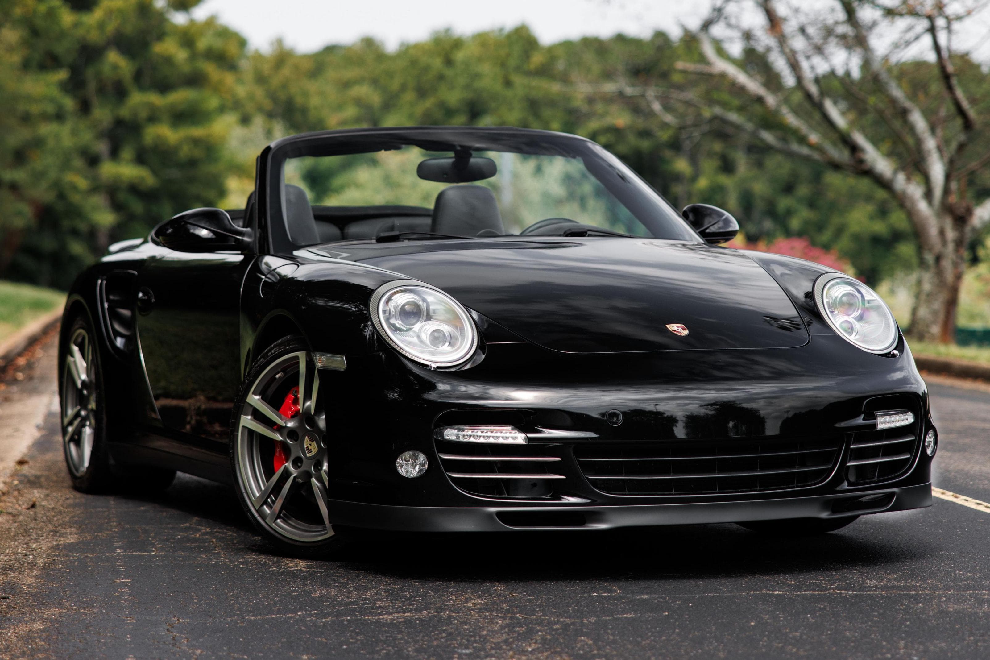 2011 Porsche 997 911 sold for $82,000