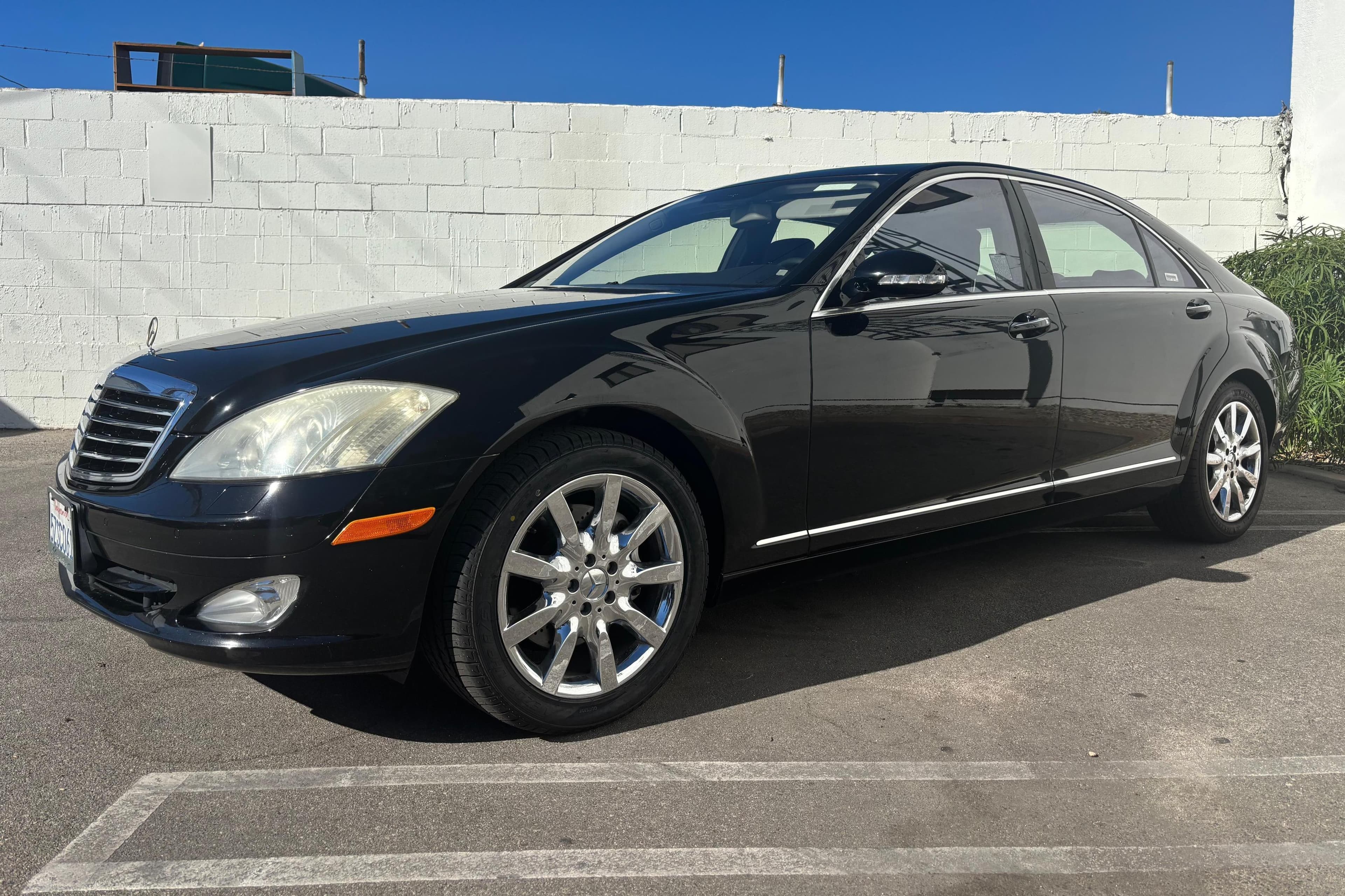 2007 Mercedes-Benz S-Class sold for $8,100