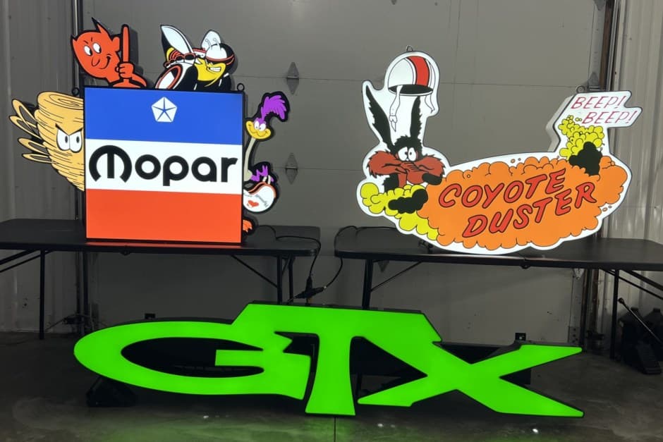 0 Plymouth GTX sold for $4,200