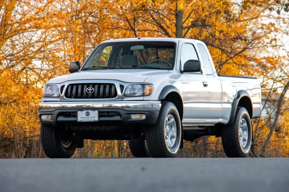 2004 Toyota Tacoma (N1X0 1995-2005) sold for $49,250