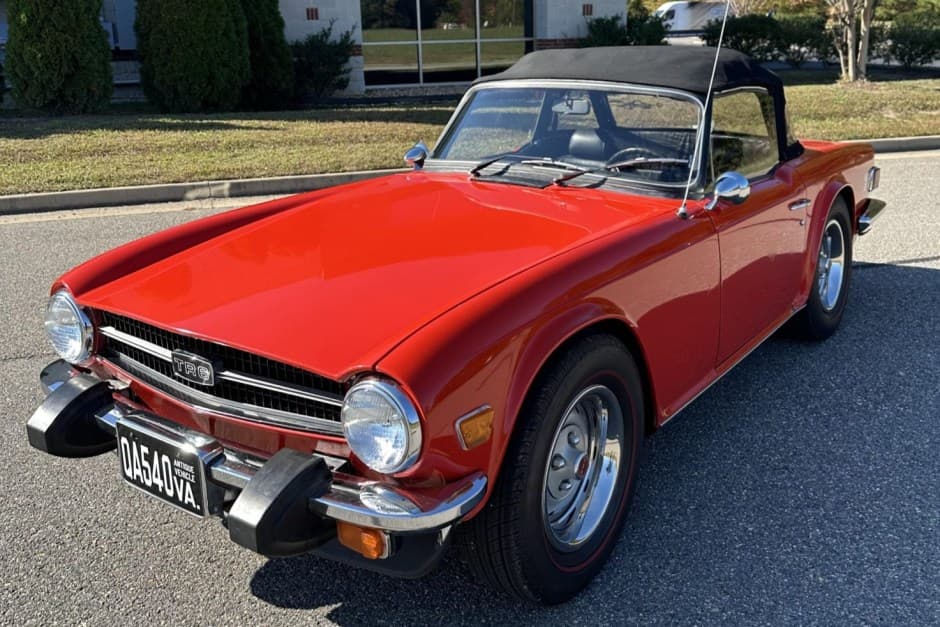 1976 Triumph TR6 sold for $9,000