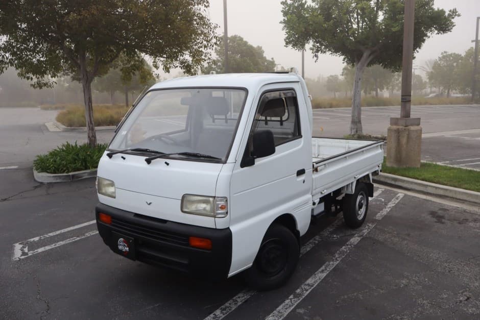 1994 Suzuki Carry sold for $4,500