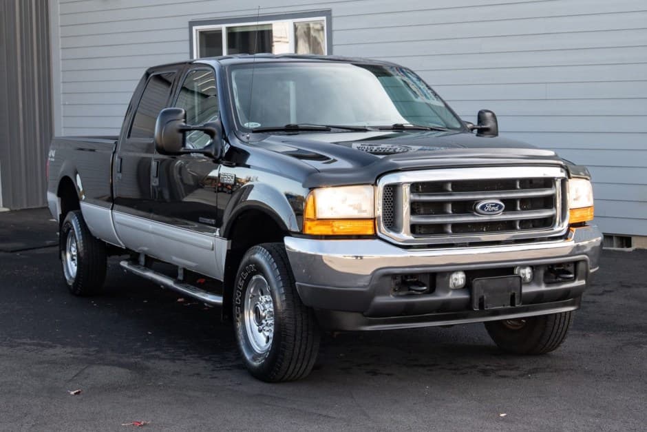 2001 Ford Super Duty 1999-2007 sold for $34,250