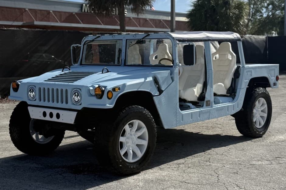 0 Hummer HMMWV/Humvee sold for $11,000