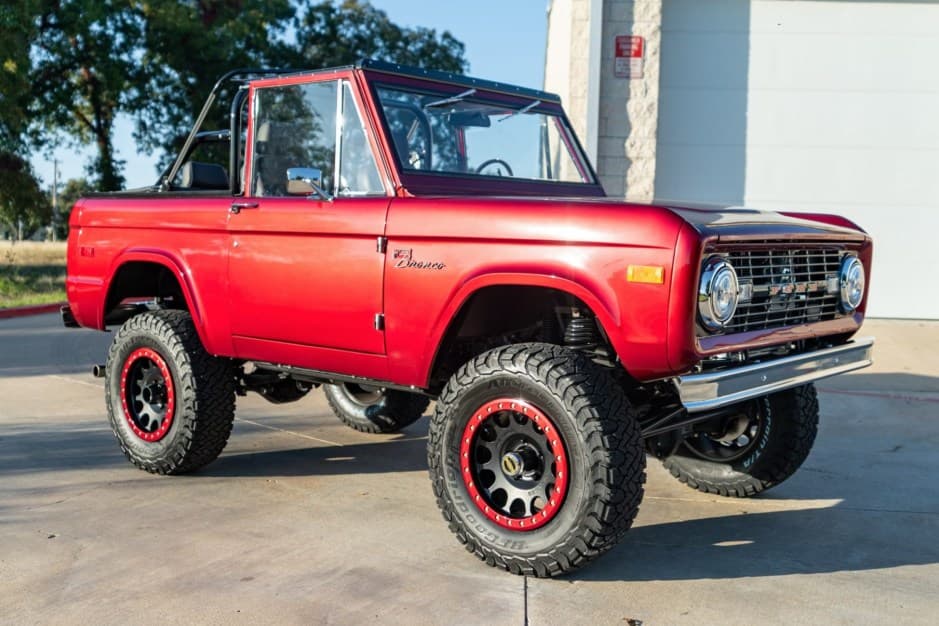 1966 Ford Bronco U13/U14/U15 1966-1977 sold for $92,000