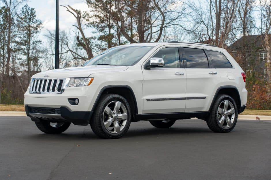 2011 Jeep WK2 Grand Cherokee sold for $20,750