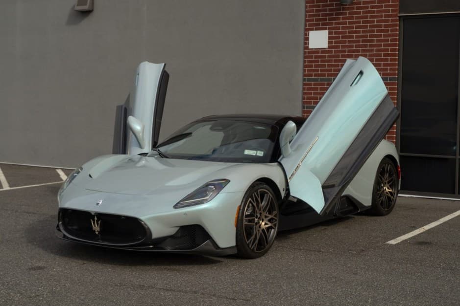 2023 Maserati MC20 / MCPura sold for $267,000