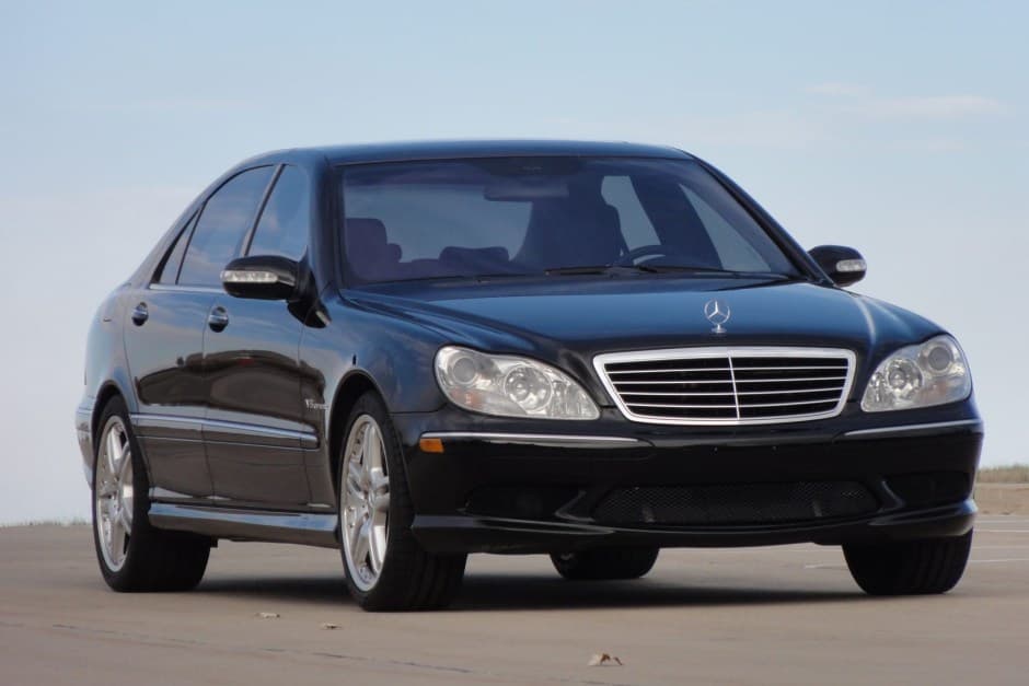 2006 Mercedes-Benz W220 S-Class sold for $12,527