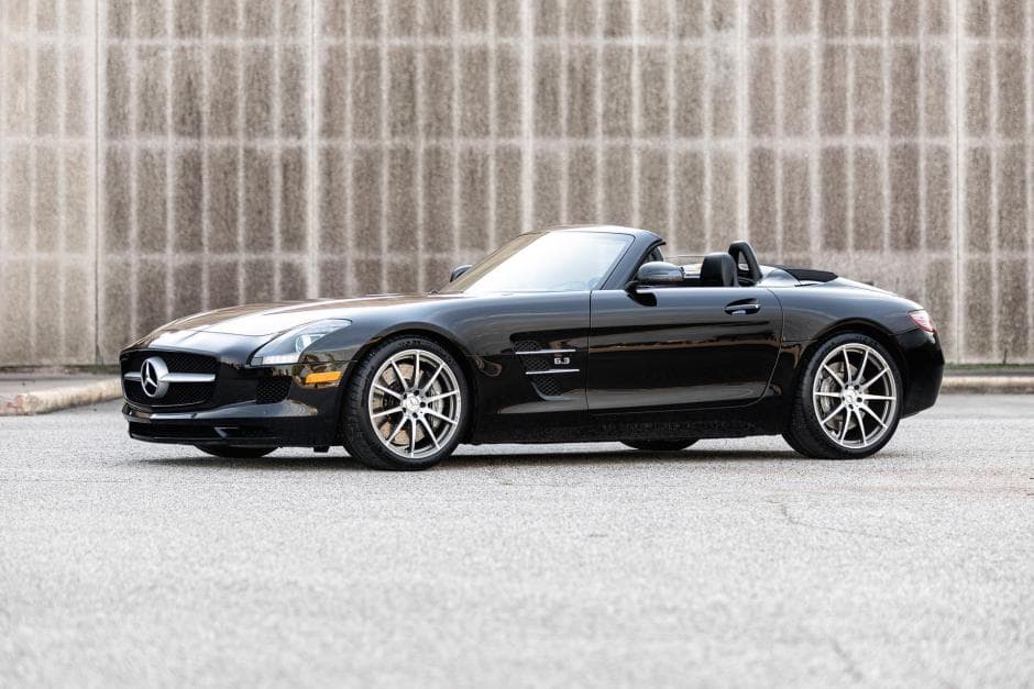 2012 Mercedes-Benz SLS AMG sold for $122,222