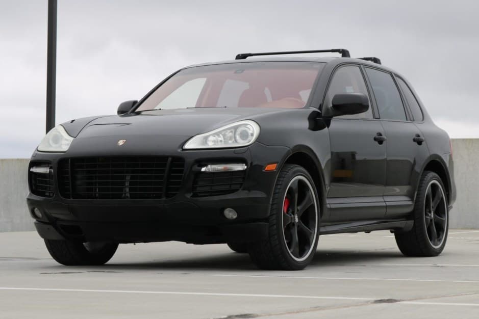 2010 Porsche 955/957 Cayenne (2003-2010) sold for $13,100