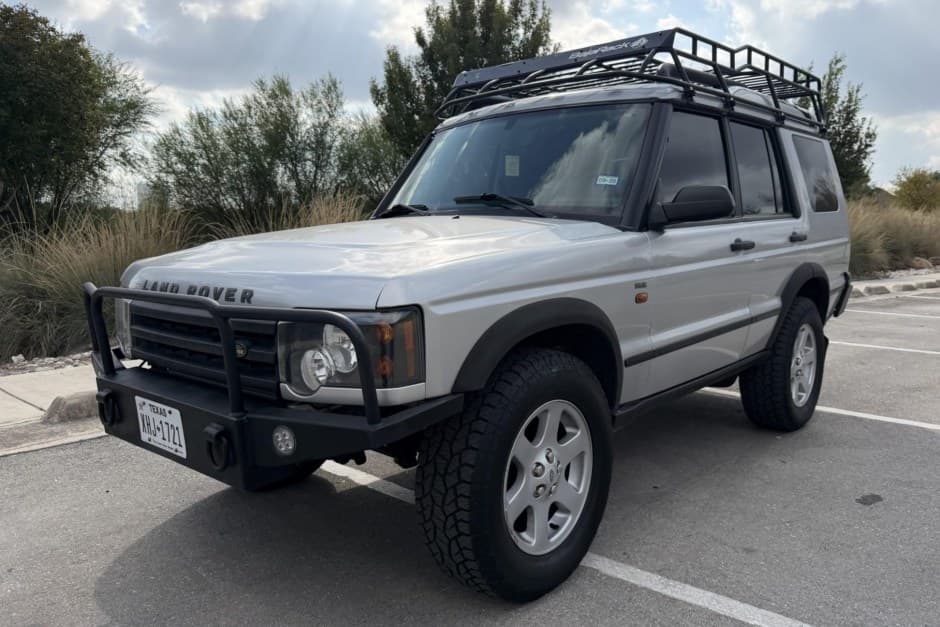 2004 Land Rover Discovery II sold for $8,600