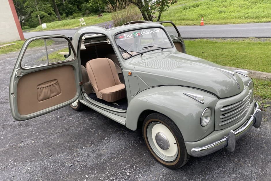 1954 Fiat 500 Topolino sold for $16,500