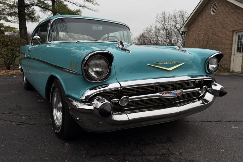 1957 Chevrolet Bel Air sold for $28,250