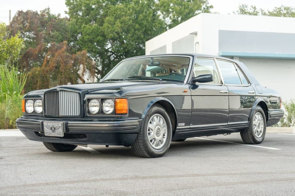 1997 Bentley SZ Saloon sold for $12,800