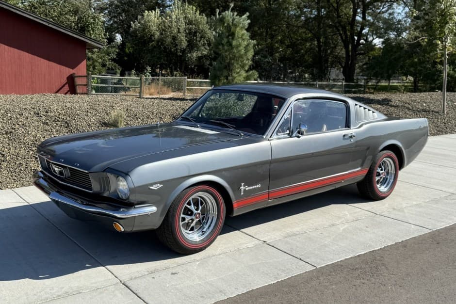 1966 Ford Mustang 1964.5-1966 sold for $44,500