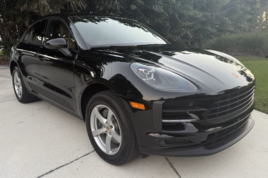 2021 Porsche Macan sold for $23,000