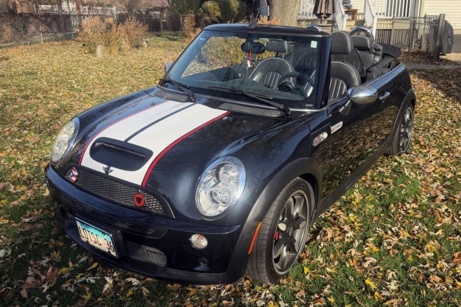 2008 Mini R52 Cooper Convertible sold for $4,500