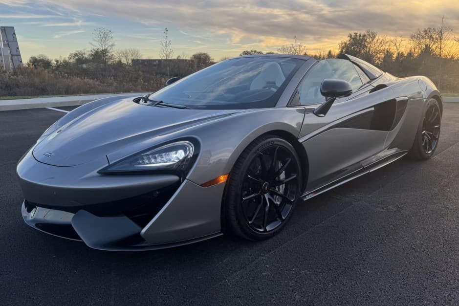 2018 McLaren Sports Series sold for $116,000